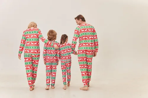 Vista 4 de Ekouaer Conjunto de pijamas familiares de Navidad a juego de manga larga para parejas, pijamas navideñas para mujeres, hombres, niños y niñas