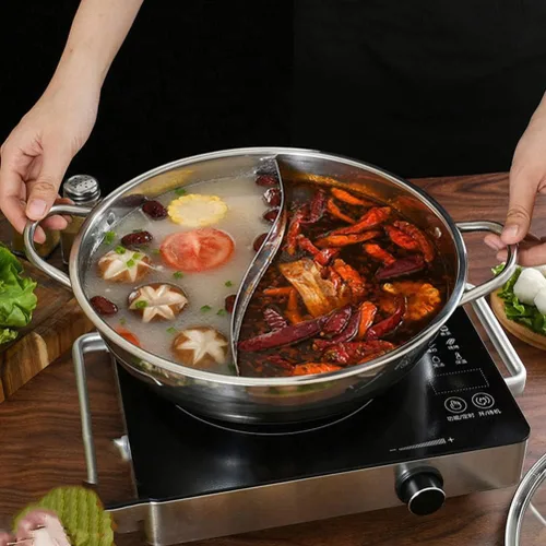 Vista 4 de 1 set de acero inoxidable doble olla caliente estilo chino doble sabor olla caliente asas cómodas diseño anti-quemaduras para reuniones de invierno