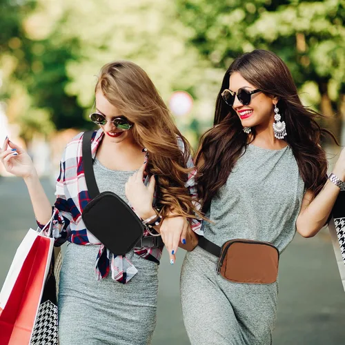 Vista 6 de SINNO Riñoneras para mujeres y hombres, riñoneras de moda con correa ajustable, Negro (4 bolsillos con cremallera)