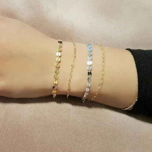 Vista 4 de DeScount - Pulsera de cadena de elegante oro para mujer, pulseras de cadena individual o en capas, con eslabón de dije de corazón, karma, triángulo