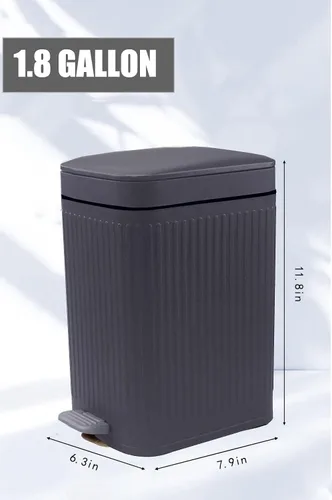 Vista 6 de Feisco Cubo de basura pequeño con tapa, cubo de basura pequeño para baño con pedal y tapa tipo prensa, cubo de basura delgado para cocina, baño, Gris