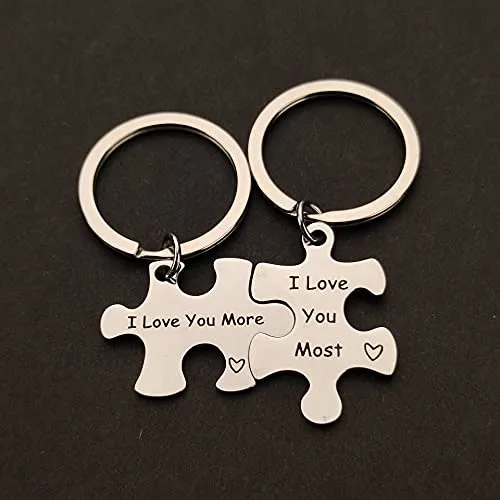 Vista 4 de Llavero de rompecabezas para pareja para esposo, esposa, I Love You More I Love You Most llavero para novio novia llavero a juego para parejas
