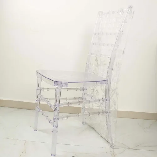 Vista 6 de Efavormart Funda de encaje bordada con lentejuelas florales de organza blanca, cubierta de encaje para silla de boda