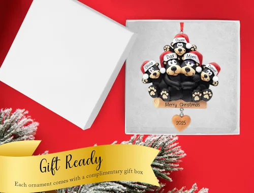 Vista 3 de Adorno de Navidad personalizado de familia de 5 con corazón de oso negro 2026 Padres e hijos personalizados para el árbol de Navidad Recuerdo