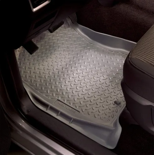 Vista 2 de Husky Liners Alfombrillas de estilo clásico Se adapta a Ford E-350 Van SD 2003 - 2025; Ford E-450 Van SD 2017 - 2025 + más Fila delantera, 2