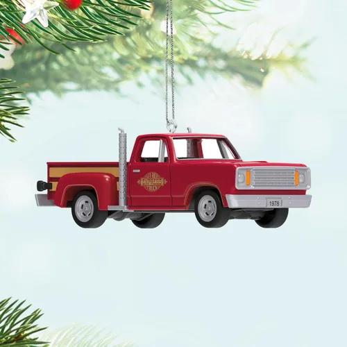 Vista 3 de Hallmark Keepsake Lil' American Trucks Mini adorno de Navidad (1978 Dodge Li'l Red Express Truck) adorno pequeño de 0.75 pulgadas para árbol de mesa