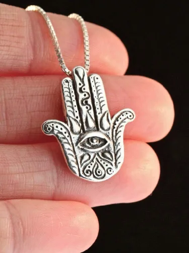 Vista 5 de Hamsa Mano y Ojo Colgante Plata Mano de Fátima Evil Eye Lotus Charm 5 Elementos Chakra Yoga Boho Joyería