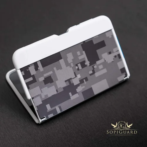 Vista 4 de SopiGuard - Adhesivo de vinilo para Surface Duo