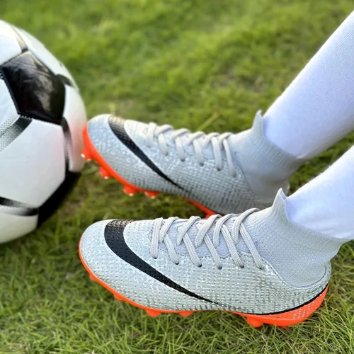 Vista 7 de Favdeol Tacos de fútbol para niños y niñas, zapatos de fútbol para entrenamiento de alta calidad, zapatos de fútbol para exteriores e interiores