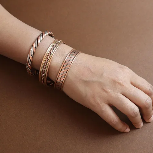 Vista 22 de Pulseras de cobre para hombres y mujeres Juego de 3 con caja de regalo Hecho a mano 100% cobre Regalo para mujeres y hombres