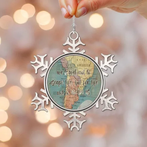 Vista 16 de Adorno de Navidad con mapa del mundo retro, Nadar en el mar, ir en viajes por carretera, adornos de metal de copo de nieve para árbol de Navidad
