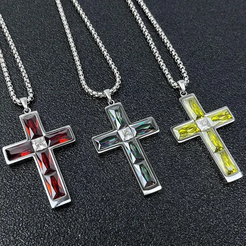 Vista 5 de Collar de cruz con piedra de nacimiento para hombre, collar de cruz de acero inoxidable 316L con colgante de cruz de circonia cúbica para mujer