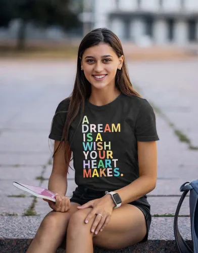 Vista 4 de A Dream is A Wish Your Heart Makes - Camiseta de manga corta con estampado de letras divertidas para mujer