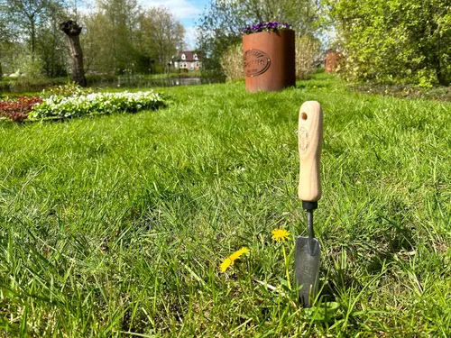 Vista 4 de Dewit Rock'n Root Paleta, herramienta de jardín para raíces y plantación