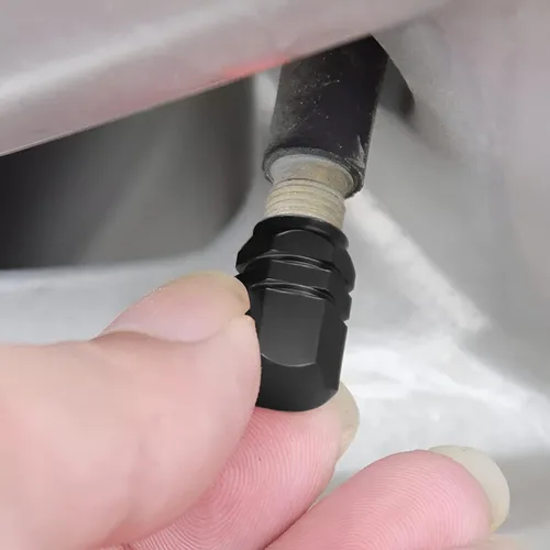 Vista 5 de Tapón para válvula de neumático de automóvil, 12 piezas cubiertas para válvulas de rueda, tapas de aire a prueba de fugas, accesorio de neumático