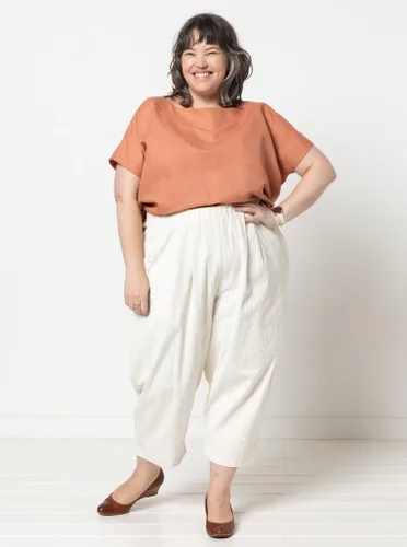 Vista 7 de Style Arc Sewing Pattern - Ethel Designer Top (Sizes 10-22)