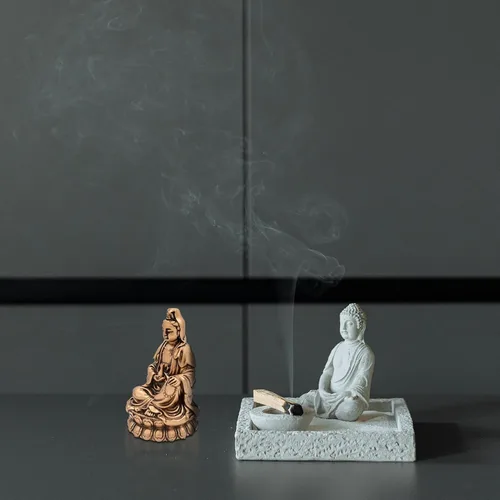 Vista 4 de Fengshui Top Collection - Estatua de amuleto de resina Quan Yin para la paz y la felicidad de Asia oriental 5.8x5.8x9.3cm/2.2x2.2x3.6in