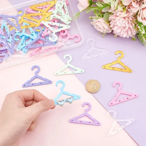 Vista 5 de PH PandaHall 42 piezas de colgador de ropa soporte para aretes collar mini percha joyería colgante organizador colgante aretes acrílico perno