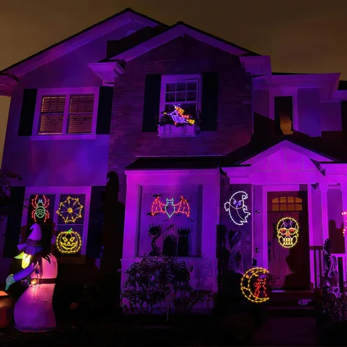 Vista 3 de Decoraciones de Luces de Siluetas para Ventana de Halloween de 16" - Paquete de 6 Colores Iluminados Gato en Luna y Fantasma y Telaraña y Calabaza