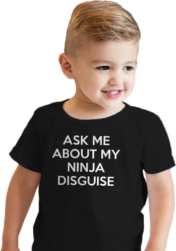 Vista 3 de Camiseta con diseño de disfraz de ninja para niños pequeños