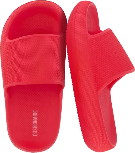Vista 12 de CUSHIONAIRE Feather-K Cloud Slides, EVA Waterproof Pool Sandals for Kids Negro