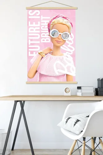 Vista 5 de Trends International Mattel Barbie - Póster de pared Future is Bright, 22.37 x 34.00 pulgadas, paquete de impresión premium y colgador de madera