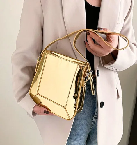Vista 5 de Bolso hobo para mujer, de charol, de color plateado brillante, bolso de hombro Y2K, bolso de hombro para fiesta 2023