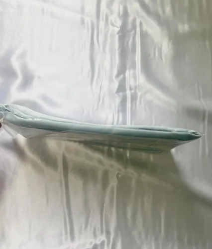 Vista 7 de Funda de almohada Honeydew Queen para dormir de lado - Se adapta a las almohadas curvas Scrumptious y Essence para dormir de lado - Cómoda y suave