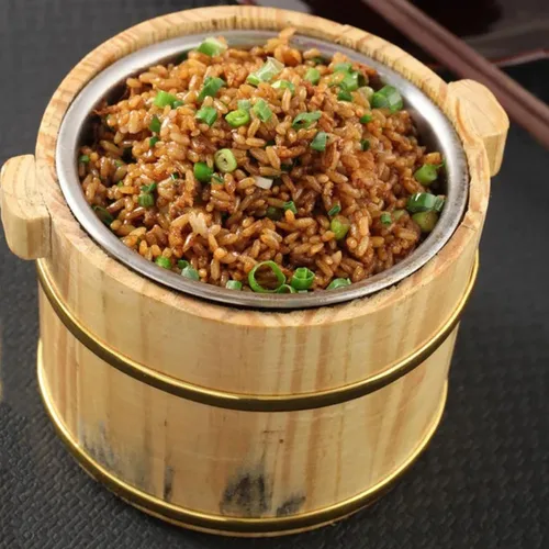 Vista 2 de SHOWERORO Cubo de arroz de madera con tapa, 6.3 x 4.7 x 4.3 pulgadas, cuenco de arroz para sushi estilo japonés y bañera mezcladora Bibimbap plato