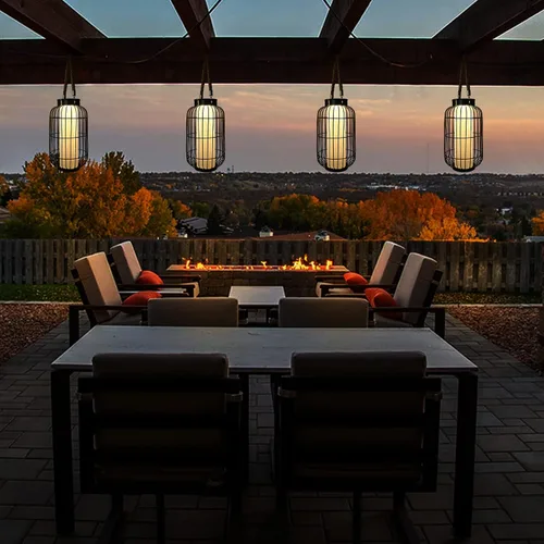 Vista 8 de pearlstar Farol grande con energía solar para exteriores, luces colgantes de metal resistente, lámpara de mesa solar decorativa impermeable