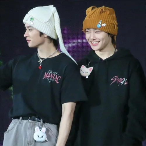 Vista 7 de Camiseta Stray Kids MANIAC Encore 2023 100% algodón pesado mercancía para niños