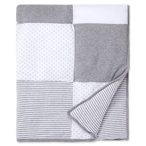 Vista 2 de Burts Bees Baby Juego de regalo unisex para bebé batas sombreros edredón reversible y juguete de peluche paquete esencial de 100 algodón orgánico