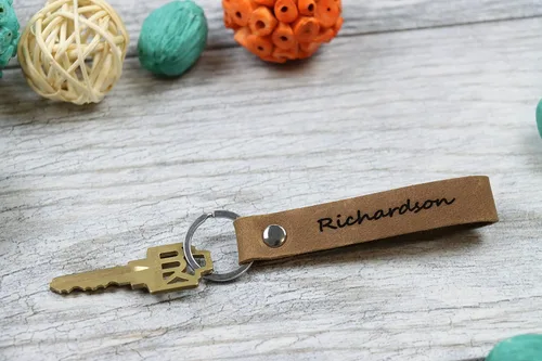 Vista 8 de SLIM Football Keychain, Football Team Gifts, Football Senior Night Gifts, Personalized Football Gifts, Key Ring, End of Season, Football Banquet