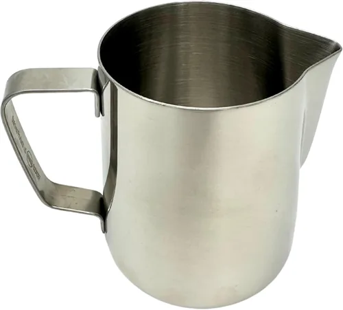 Vista 2 de Rattleware - Jarra de arte con leche de acero inoxidable de 20 onzas Jarra de vapor clásica