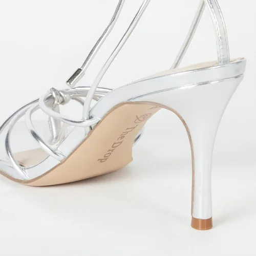 Vista 3 de The Drop Sandalias de tacón con tiras y cordones Archie para mujer