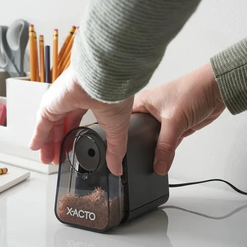 Vista 6 de X-ACTO Sacapuntas, Sacapuntas Eléctrico Mighty Mite, con Pencil Saver®, motor SafeStart®, color negro, 1 unidad, para el hogar, oficina, escuela