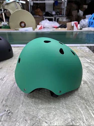 Vista 8 de Casco ajustable para niños con rodilleras, coderas y muñequeras - Cascos de bicicleta para niños pequeños de 3-5, 5-8, 8-14 años - Perfecto