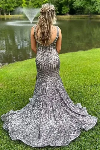 Vista 5 de Toreque Women's Long Sequin Mermaid Prom Dresses Deep V Neck Sleeveless Formal Evening Party Gowns with Train