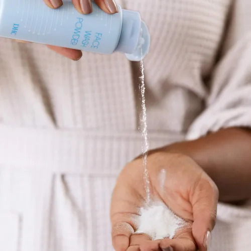 Vista 9 de DHC Aceite de limpieza profunda de 4.1 onzas líquidas y polvo de lavado facial de 1.7 oz. Peso neto.