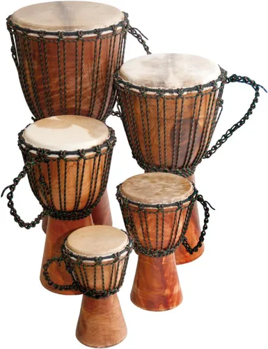Vista 8 de Djembe Principiante Liso, 10" de alto, 5-6" cabeza Handmade drum with natural materials; warm, resonant sound for beginners, performers, and
