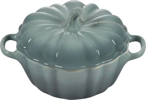 Vista 7 de Le Creuset Mini Cocotte de calabaza figurativa de gres, 12 oz., alcachofa