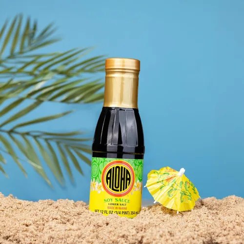 Vista 4 de Salsa de soja Aloha, baja en sal, 12 onzas Enjoy authentic Hawaiian flavor with 25% less sodium for marinades, stir-fries, dipping sauces and