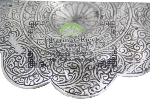 Vista 4 de DharmaObjects Quemador de incienso de loto tibetano grande 3 en 1 de 6 pulgadas de diámetro