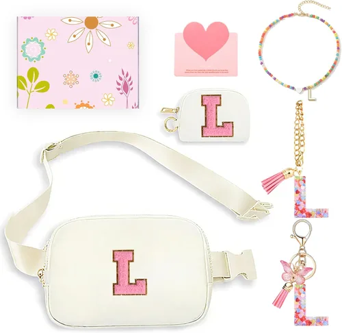 Vista 16 de Regalos de moda para niñas adolescentes, cangurera con monograma para niña con llavero, collar, dijes de taza, tarjeta de felicitación y caja