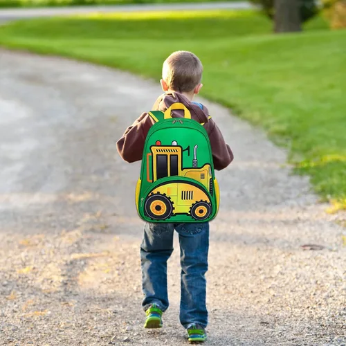 Vista 2 de BTOOP Mochila para niños y niñas, mochila con clip para el pecho, Tractor-verde, Mochilas Daypack