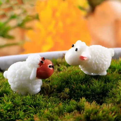 Vista 2 de BLAPNK 40 piezas de figuras de ovejas en miniatura, figura de rebaño de ovejas, decoración de paisaje de musgo, decoración de paisaje, bricolaje