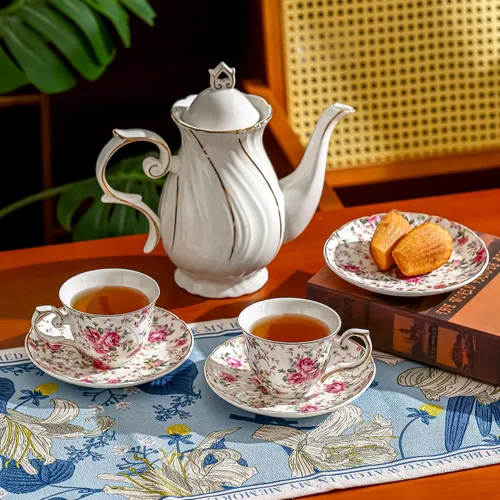 Vista 7 de Agyiuns tazas y platillos de cerámica para café, 6oz, taza de café para café, latte, café moca y té - Juego de 4 (Flores grandes - Juego de 4)