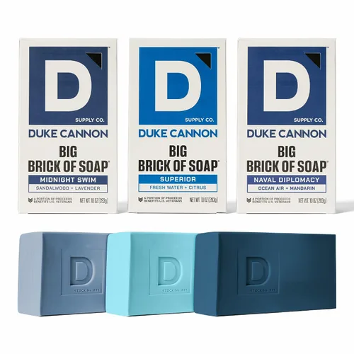 Vista 14 de Duke Cannon Supply Co. Paquete de Jabón en Barra Grande - Jabón para Hombres con Aroma Masculino - Triple Molido - Todos los Tipos de Piel