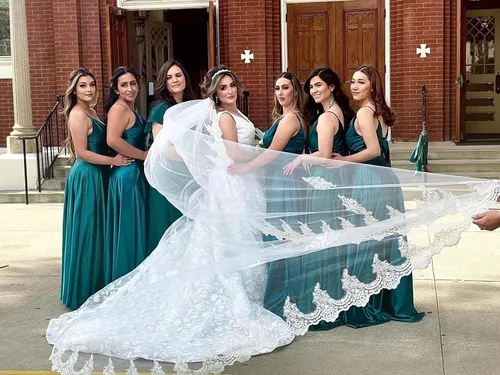 Vista 4 de Lindo Noiva Vestidos largos de dama de honor para mujer, vestidos formales de satén con tirantes delgados para baile de graduación, vestidos