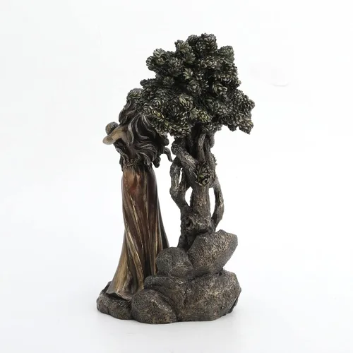 Vista 5 de Estatua irlandesa con acabado de bronce de la diosa de los Tuatha de Danann
